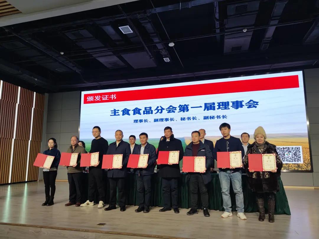 久久久精品国产亚洲成人满18免费网站